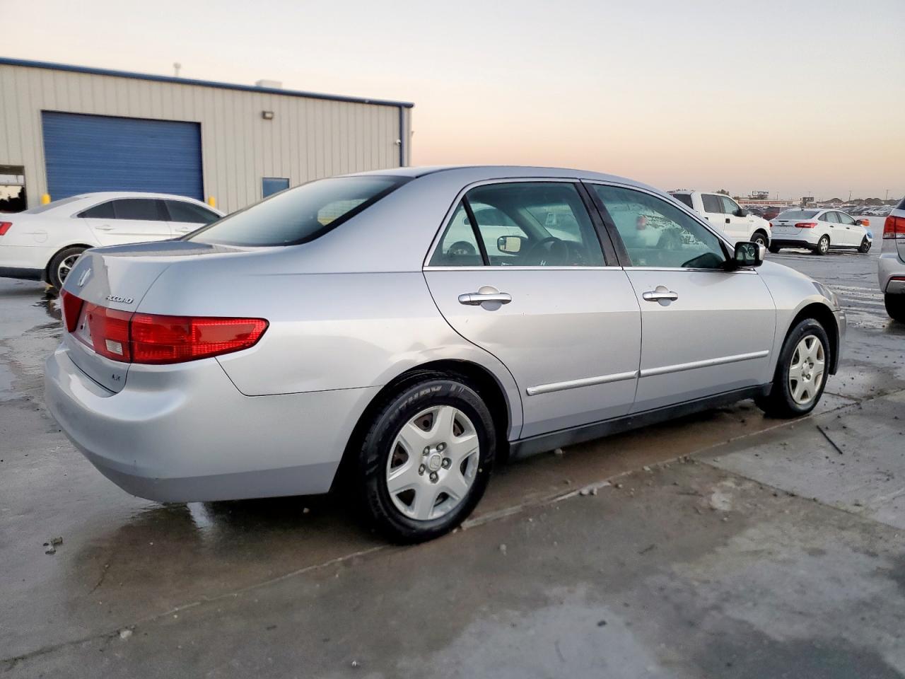 2005 HONDA ACCORD