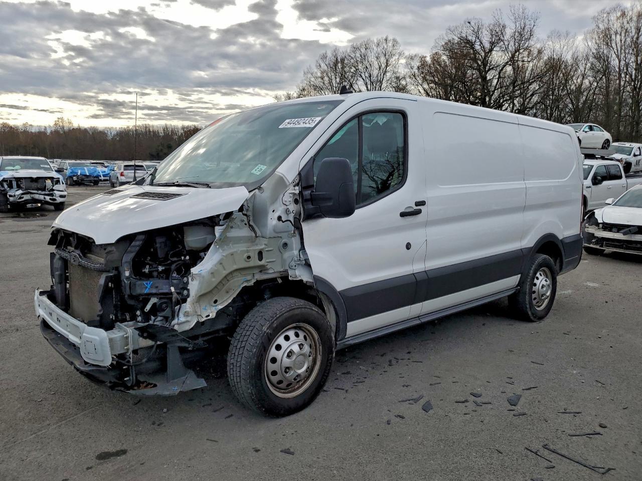 2023 FORD Transit