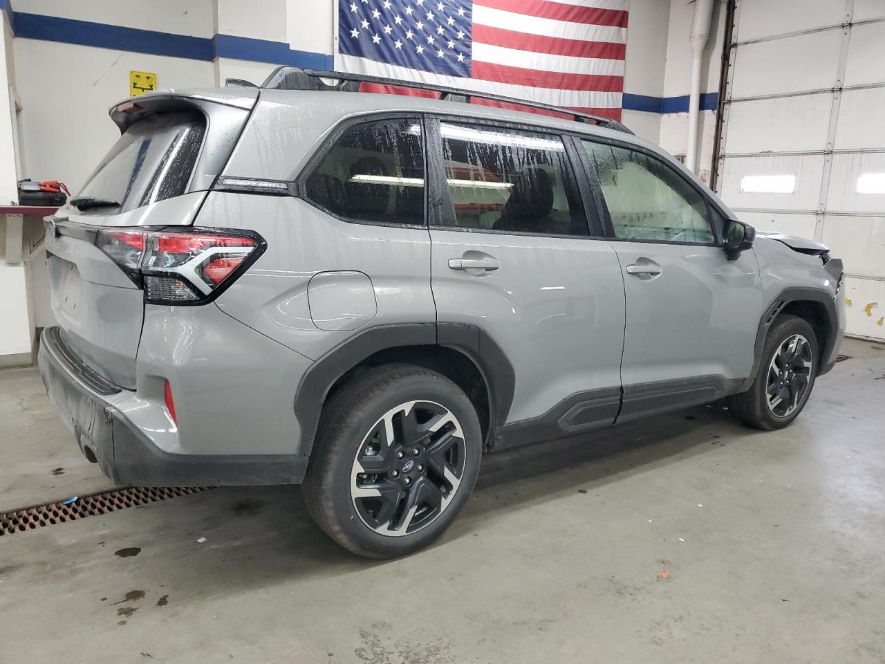 2025 SUBARU FORESTER