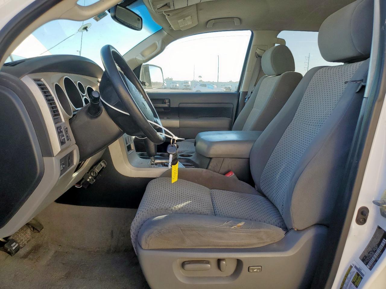 2008 TOYOTA TUNDRA