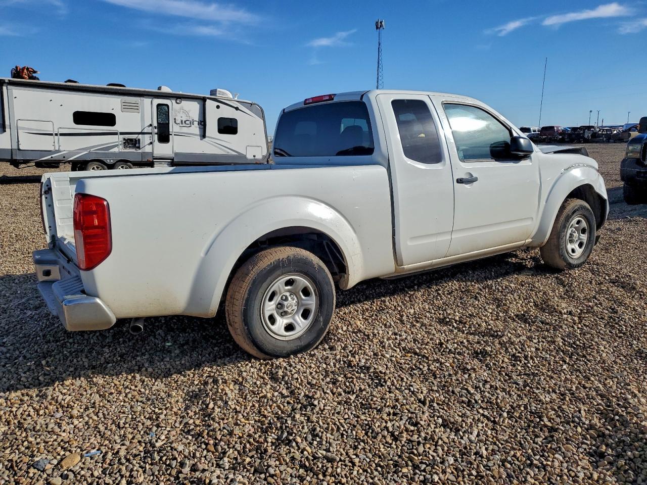2016 NISSAN Frontier