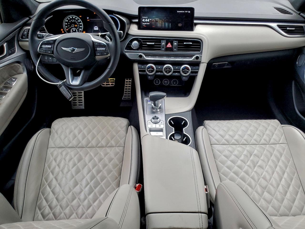 2023 GENESIS G70