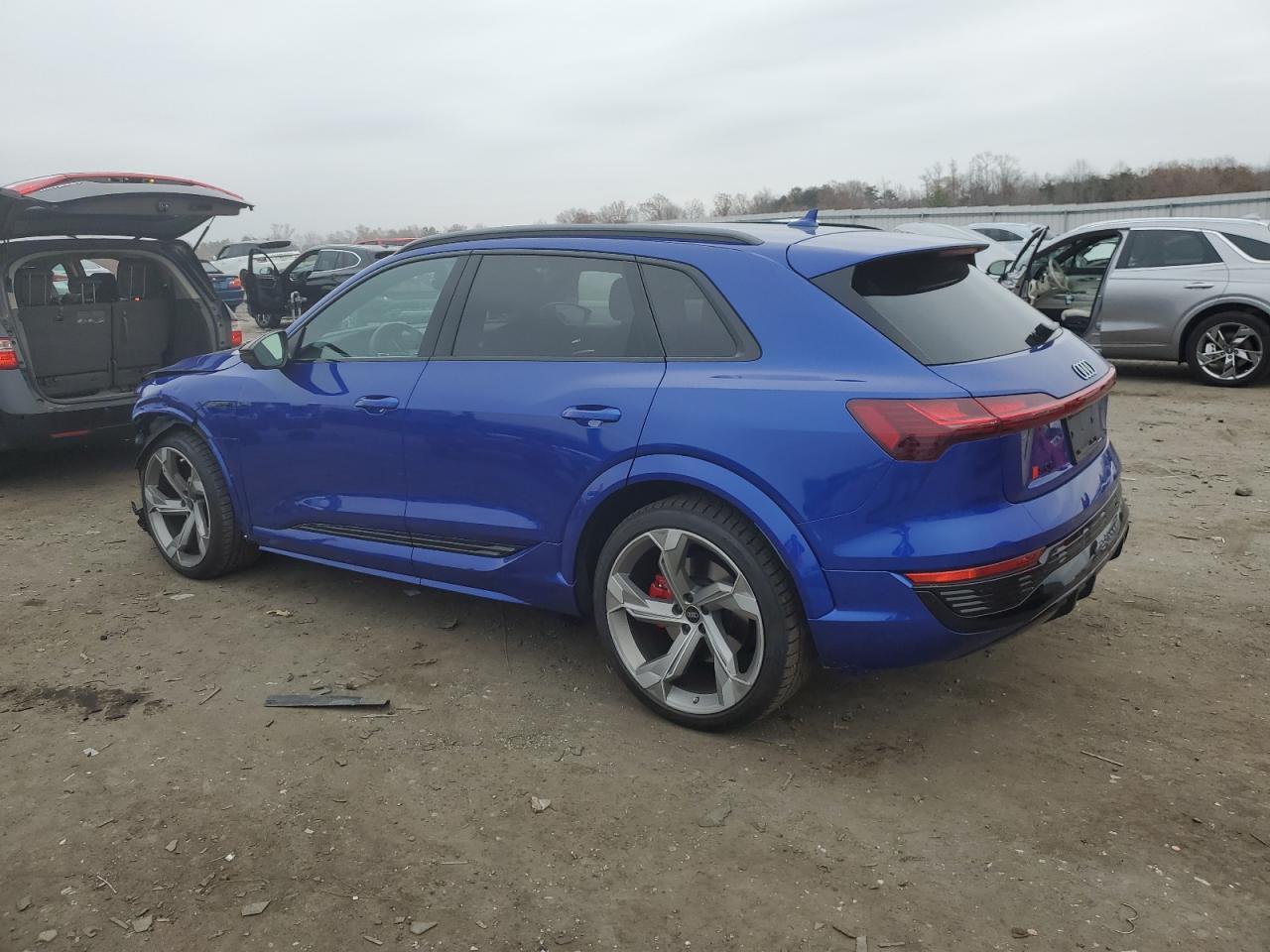 2024 AUDI SQ8