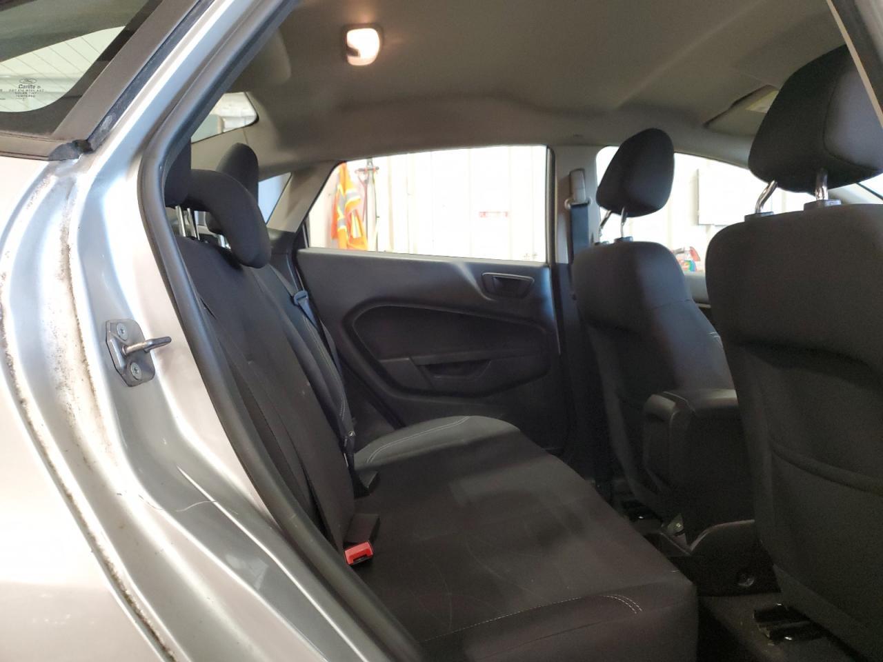 2017 FORD Fiesta