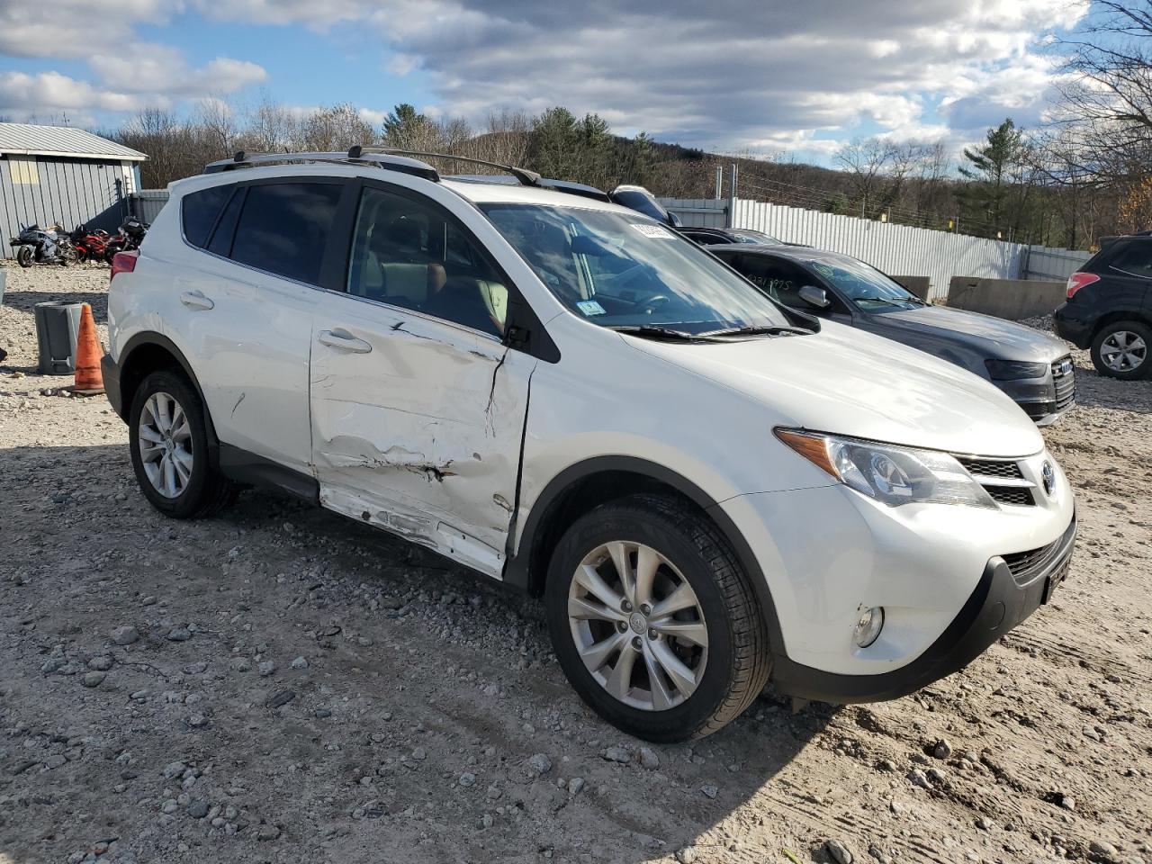 2014 TOYOTA RAV4