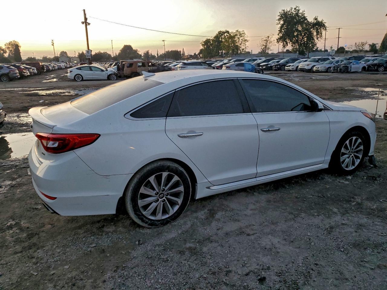 2015 HYUNDAI SONATA
