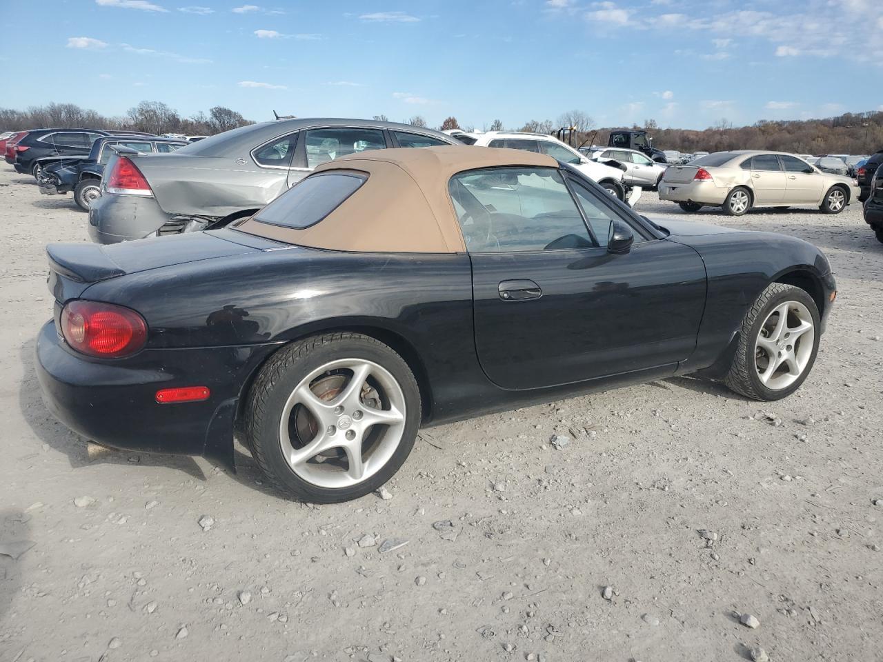 2002 MAZDA MX-5 Miata