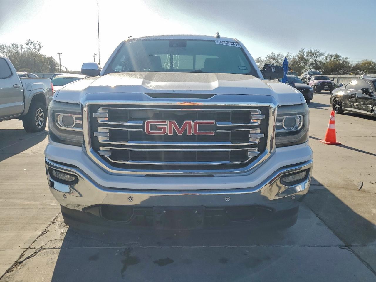 2017 GMC Sierra