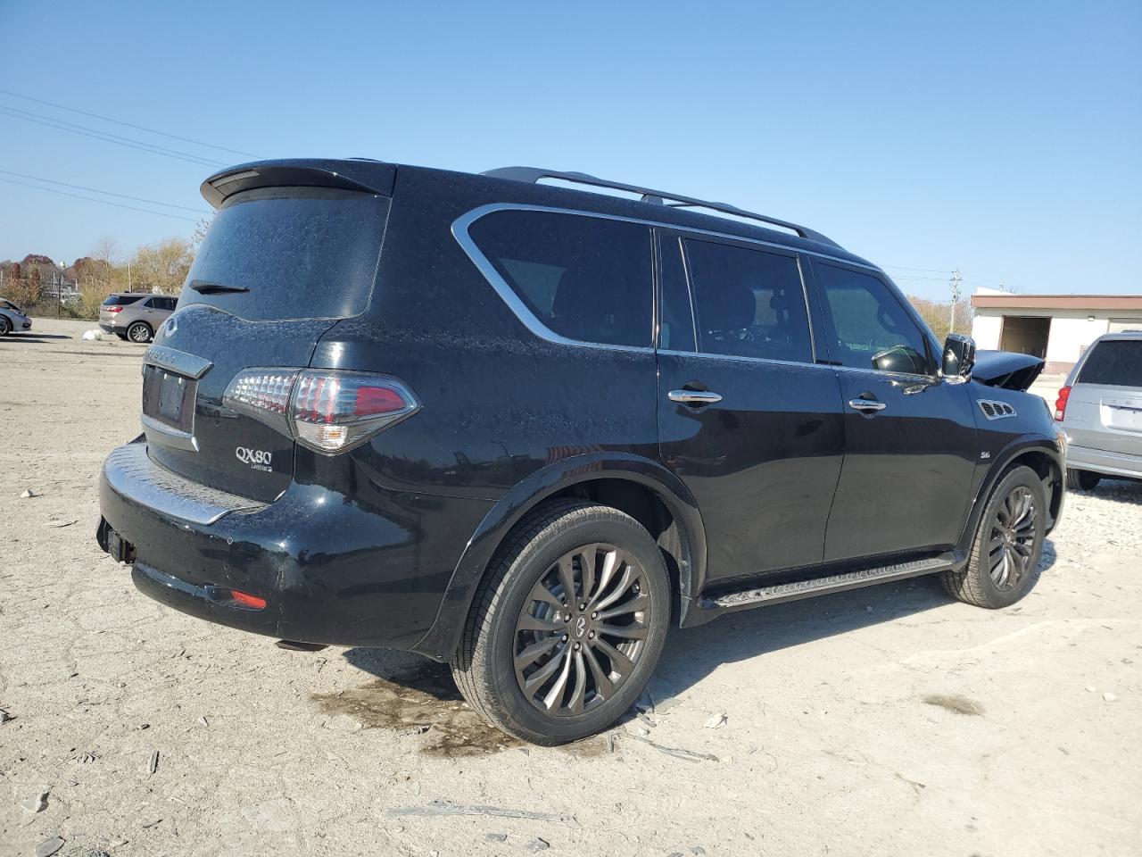 2016 INFINITI QX80