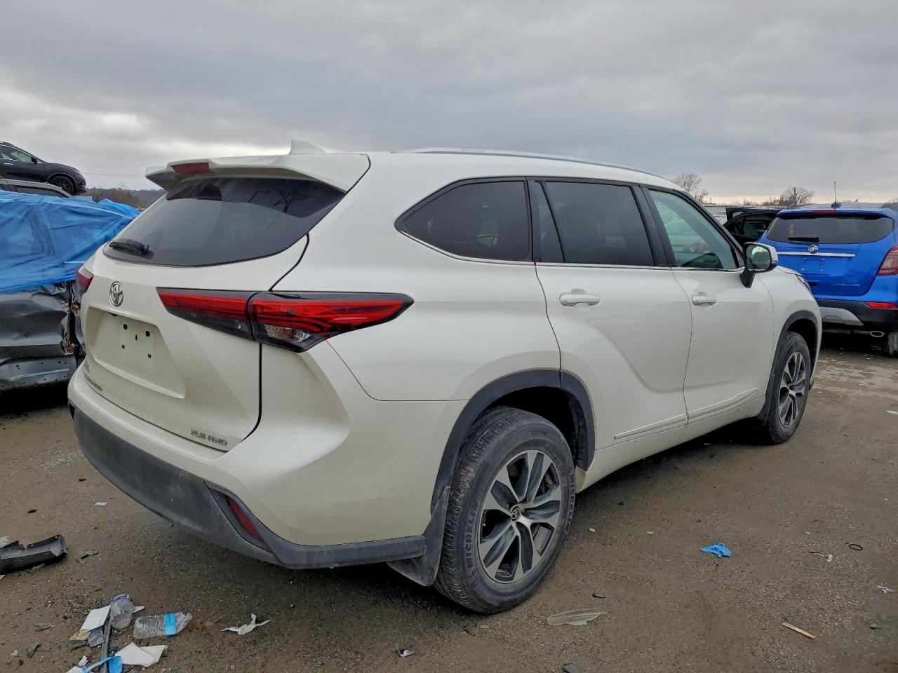 2021 TOYOTA HIGHLANDER