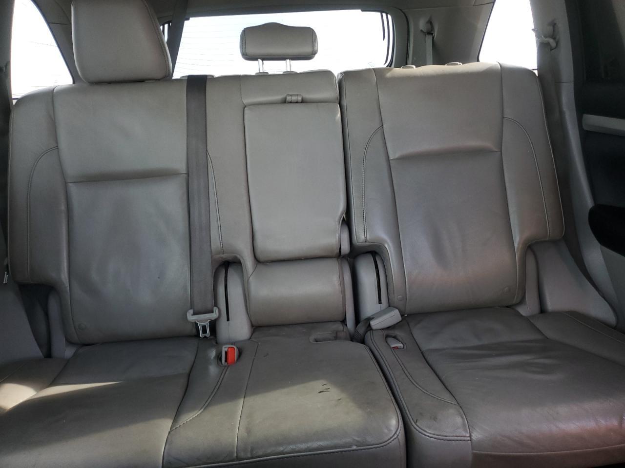 2016 TOYOTA HIGHLANDER