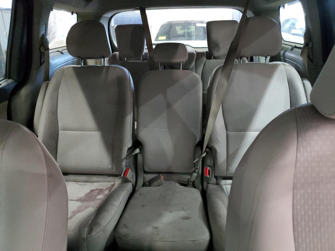2016 KIA SEDONA