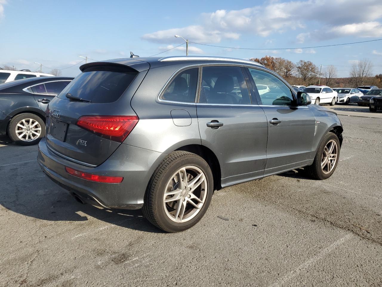 2015 AUDI Q5