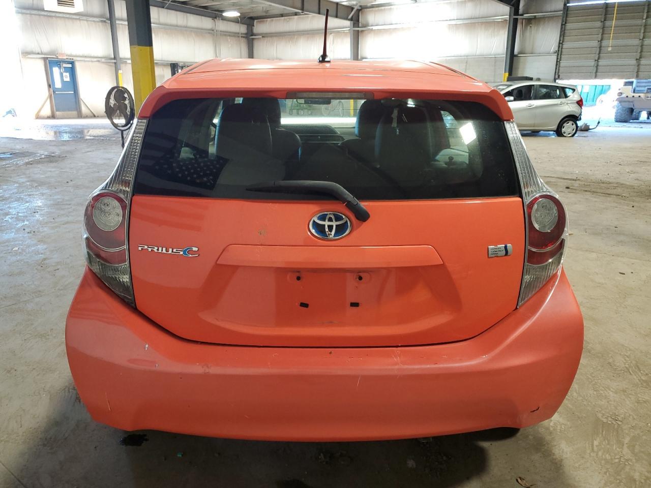 2012 TOYOTA Prius c