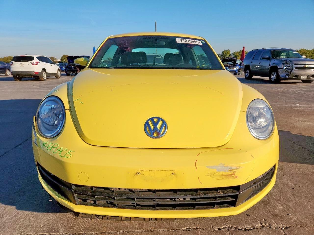 2014 VOLKSWAGEN Beetle