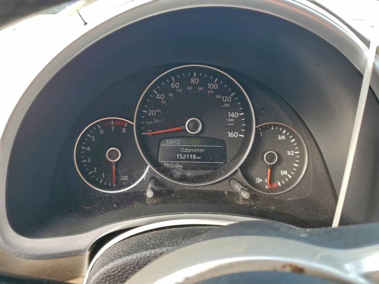 2012 VOLKSWAGEN Beetle