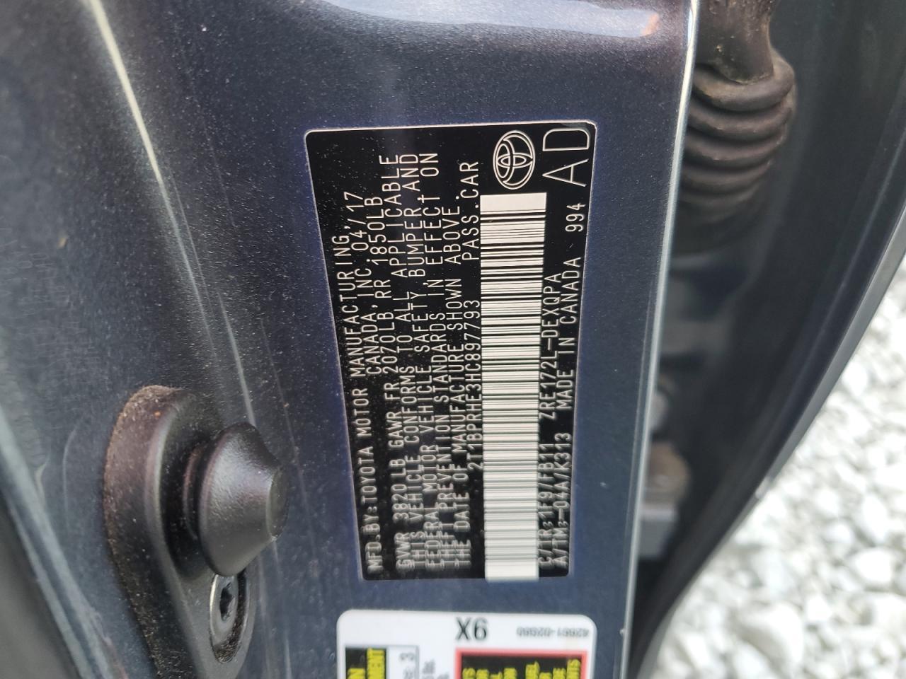 2017 TOYOTA COROLLA