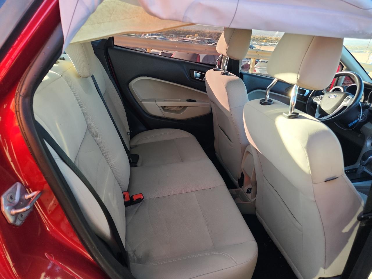 2016 FORD Fiesta