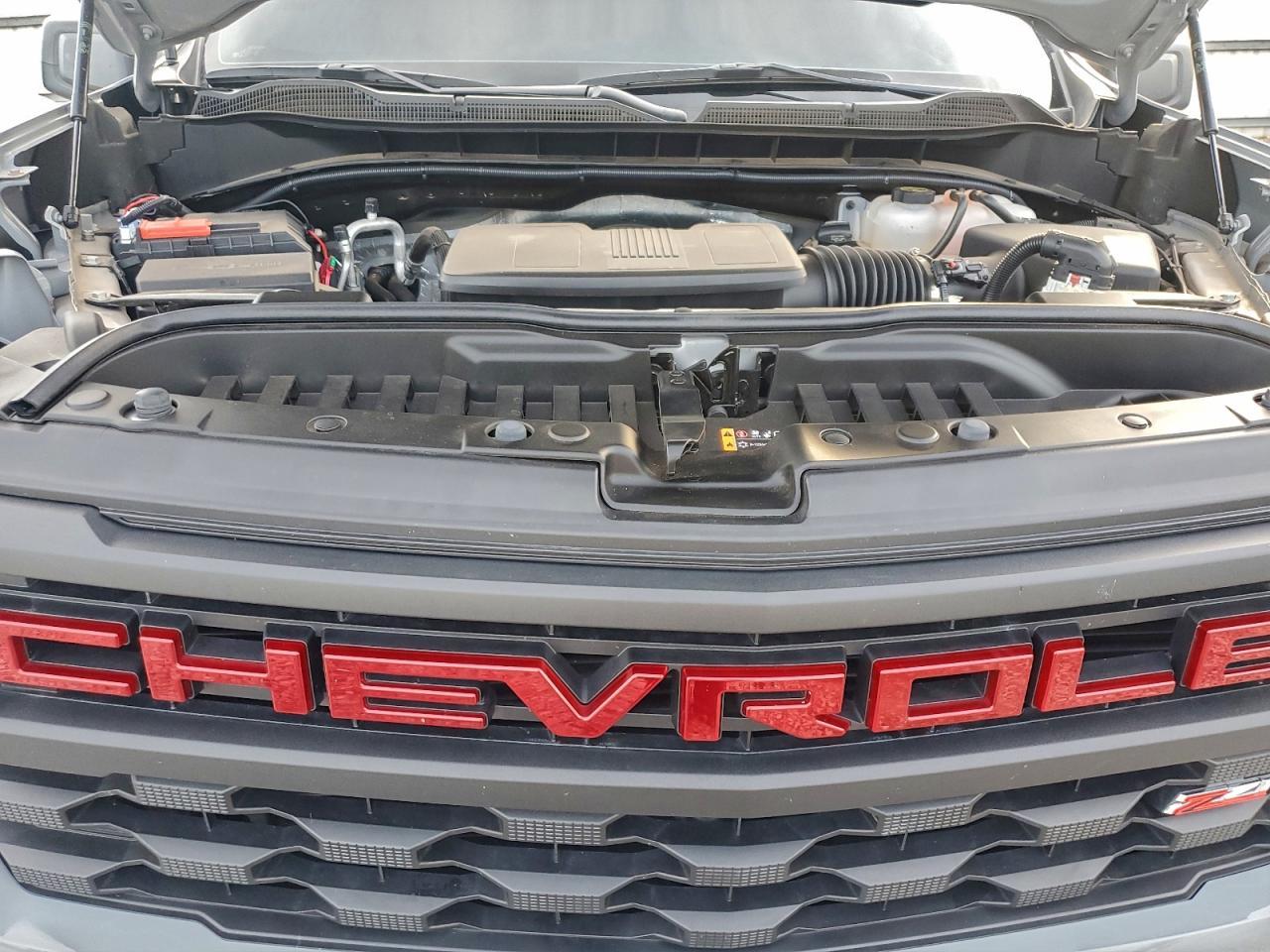 2024 CHEVROLET Silverado