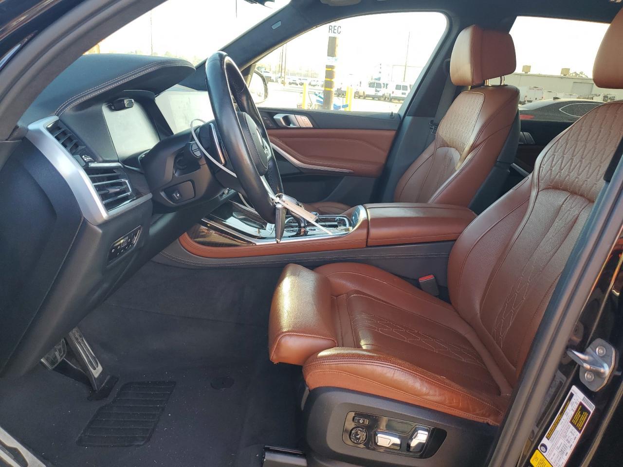 2020 BMW X7