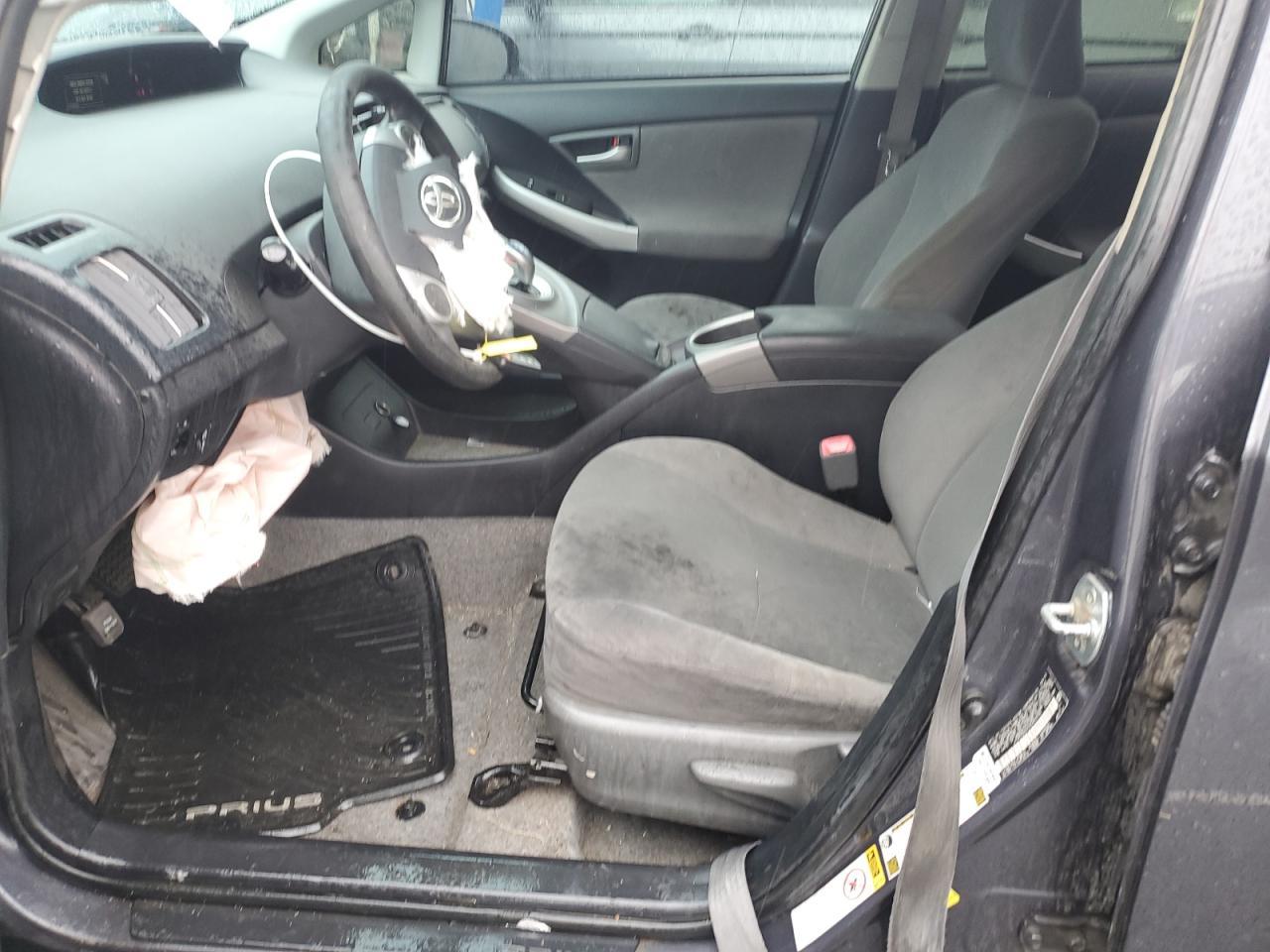 2013 TOYOTA PRIUS