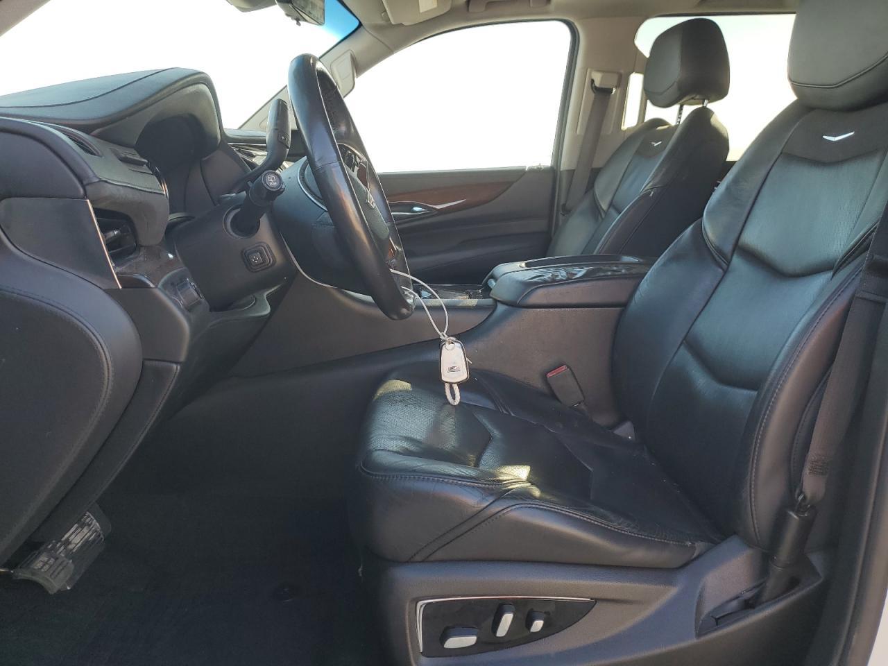 2018 CADILLAC Escalade ESV