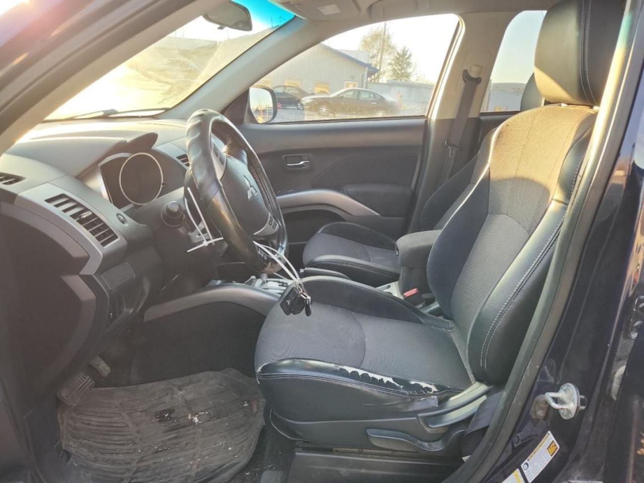 2012 MITSUBISHI outlander