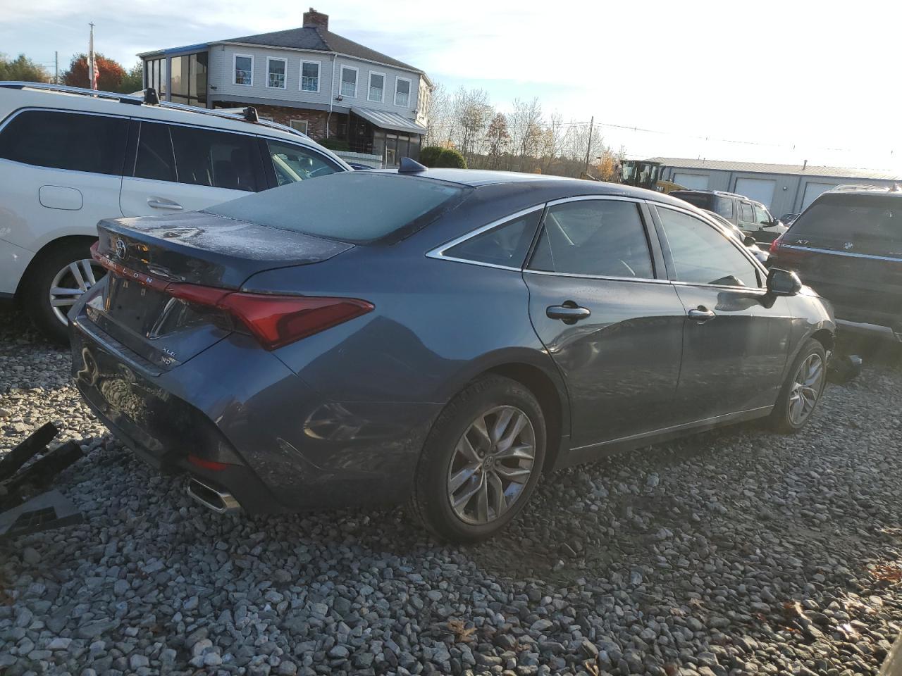 2021 TOYOTA Avalon