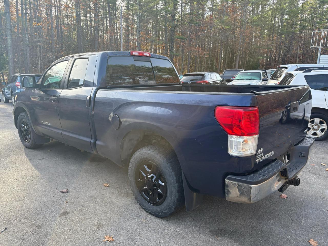 2011 TOYOTA TUNDRA