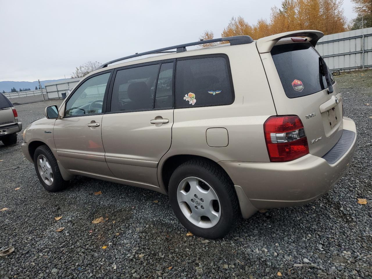 2005 TOYOTA HIGHLANDER