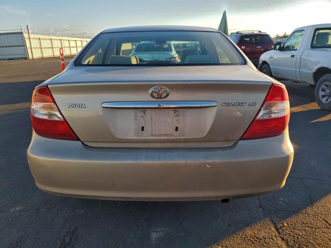 2002 TOYOTA CAMRY