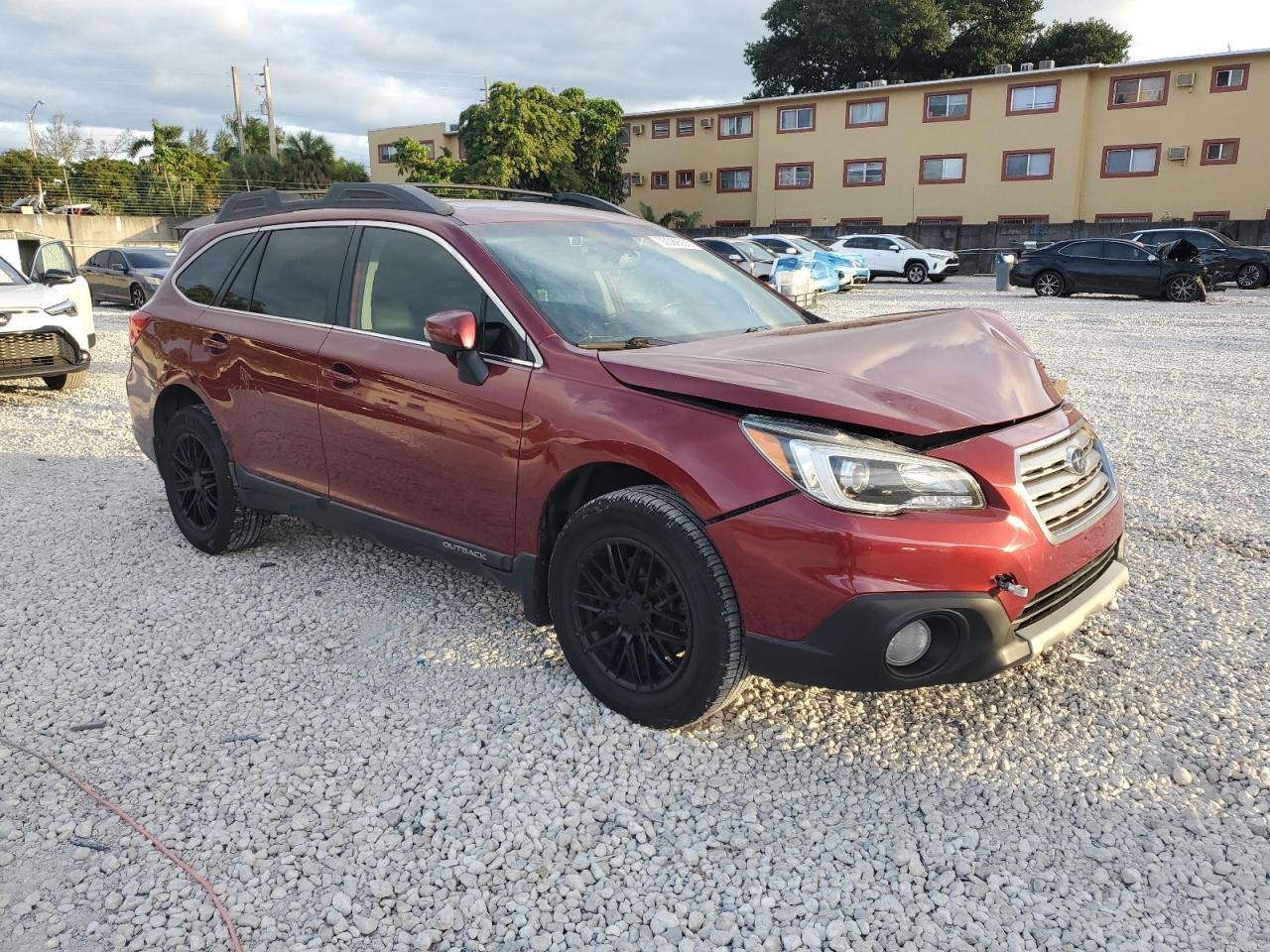 2015 SUBARU Outback