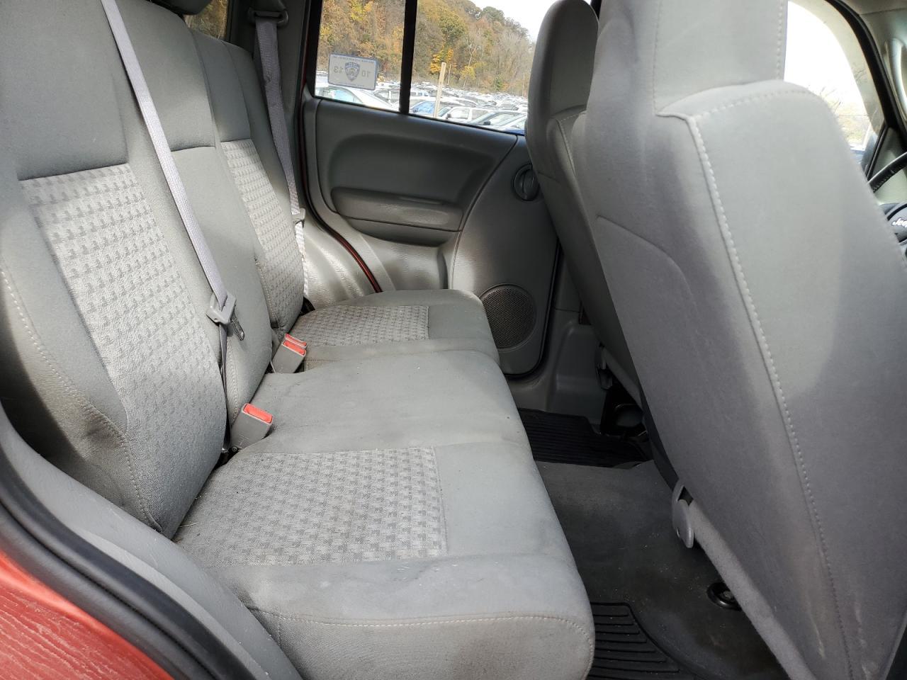 2005 JEEP Liberty
