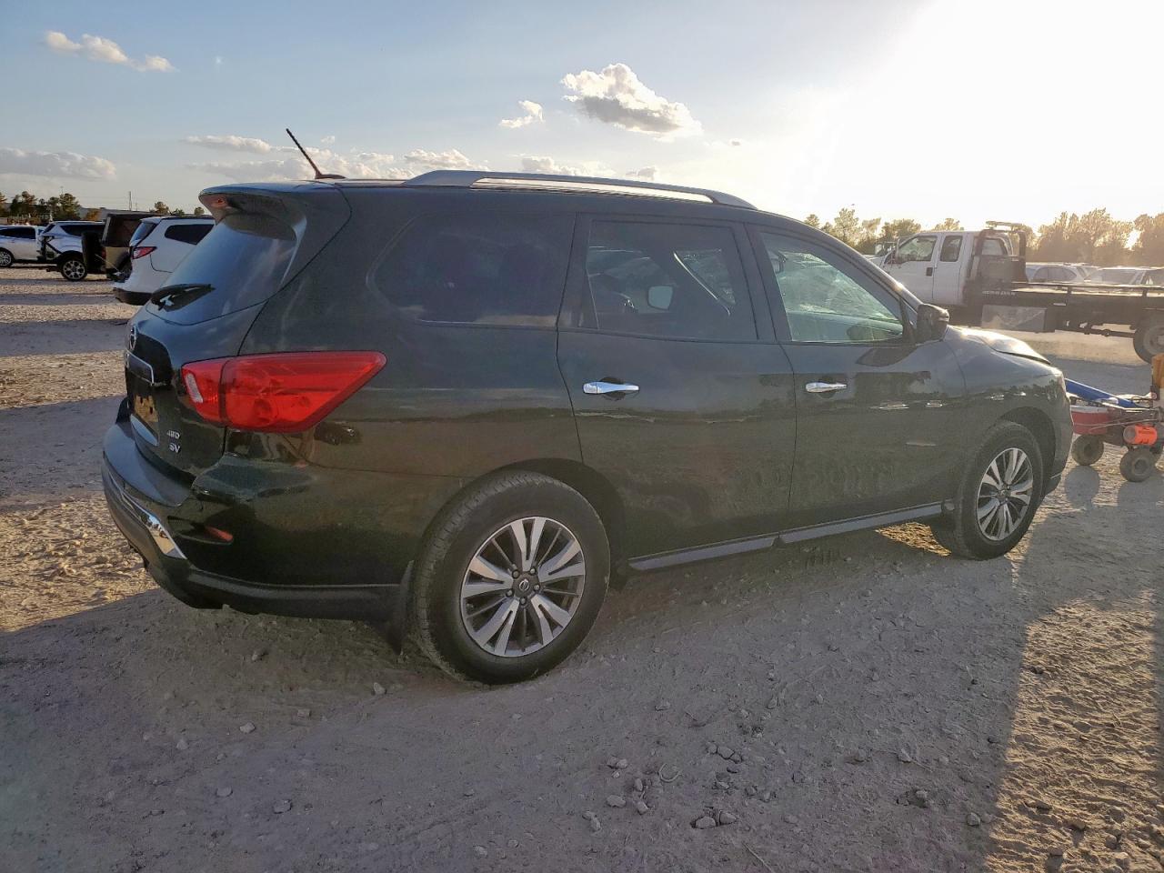 2018 NISSAN PATHFINDER