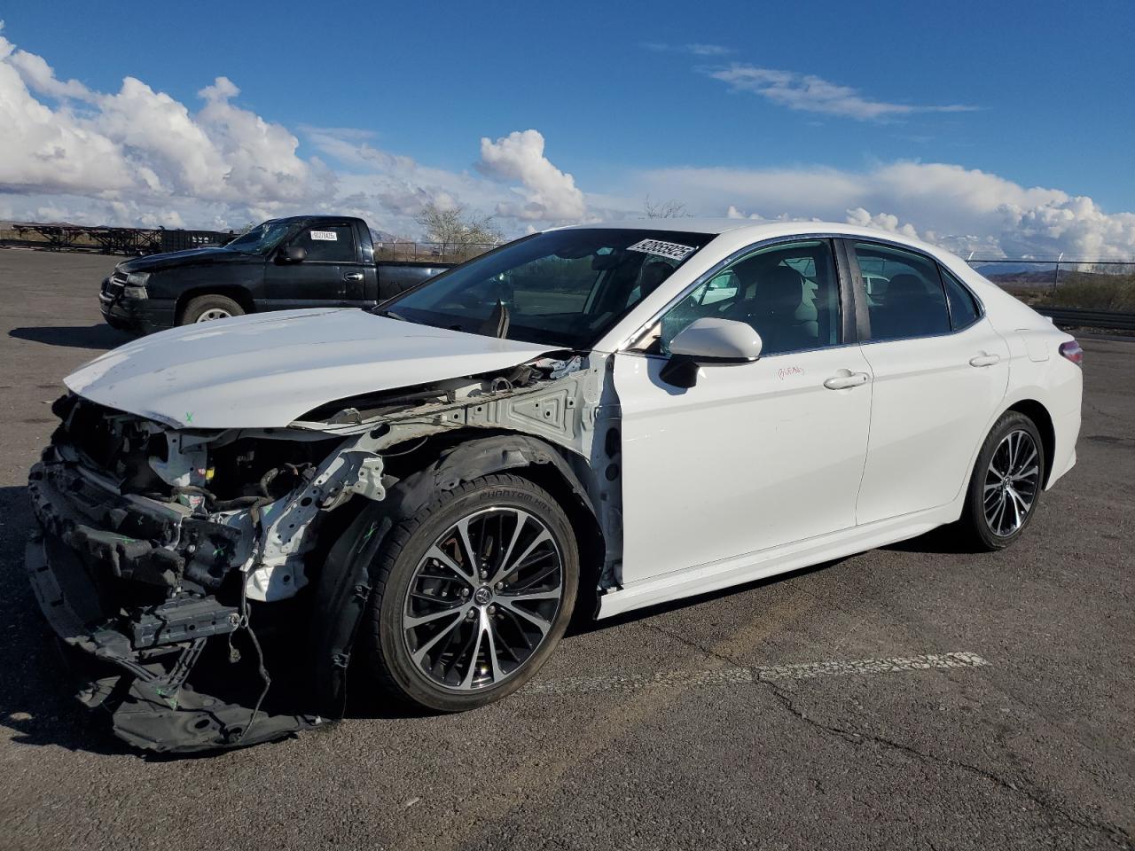 2020 TOYOTA CAMRY