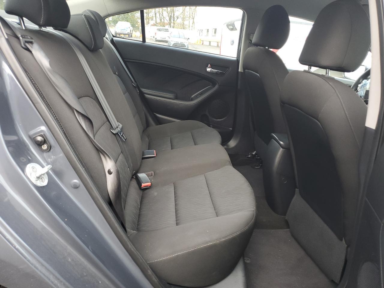 2016 KIA FORTE