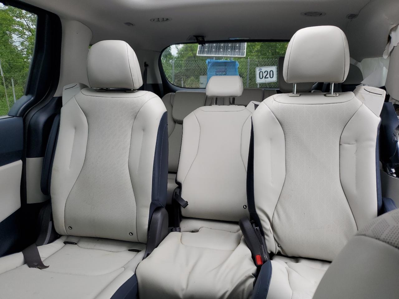 2025 KIA Carnival