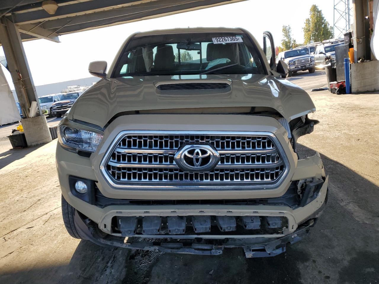 2016 TOYOTA TACOMA