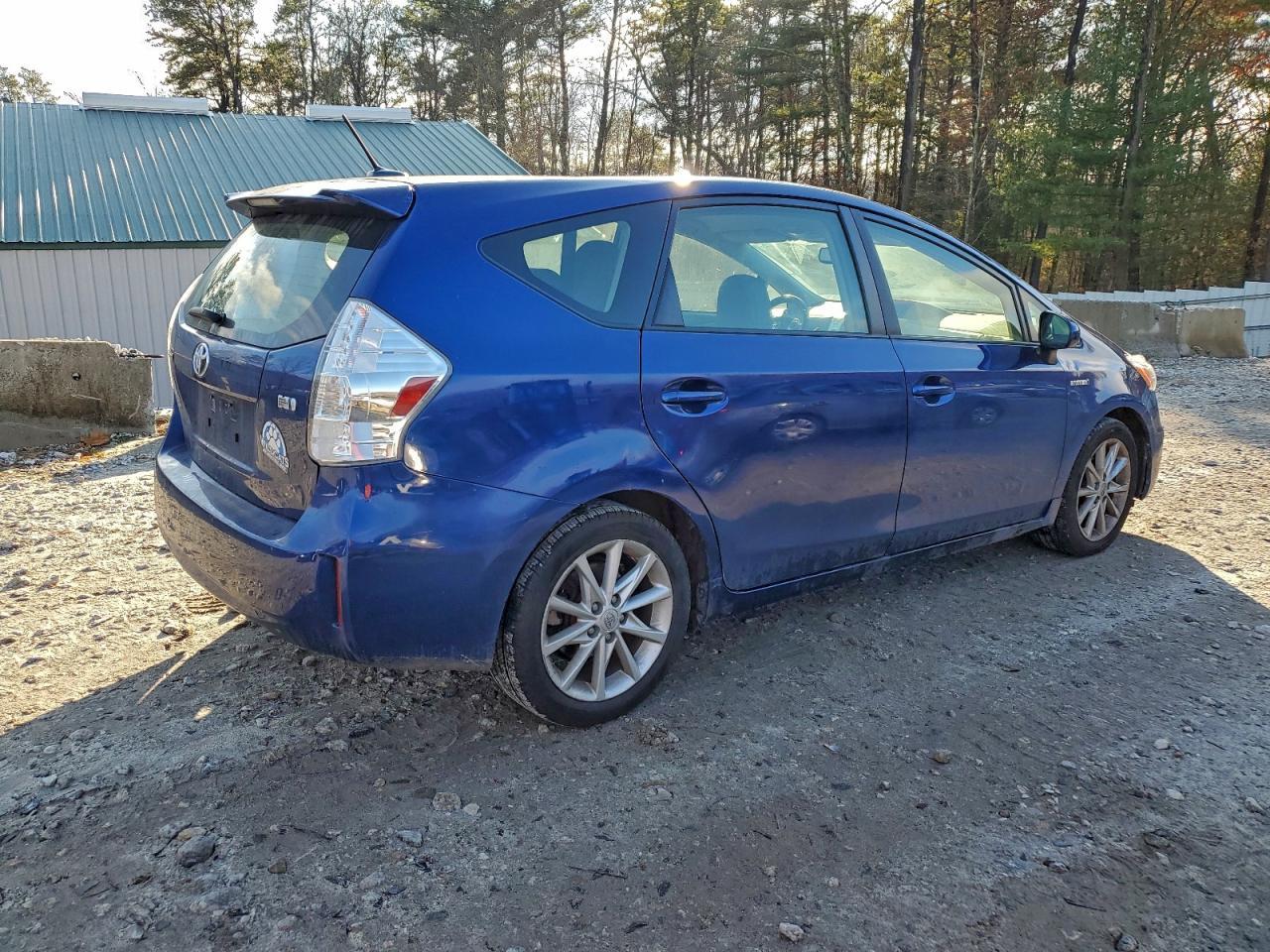 2012 TOYOTA PRIUS V