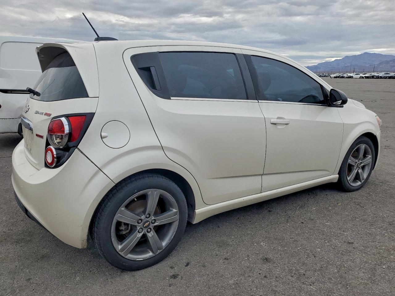 2015 CHEVROLET SONIC
