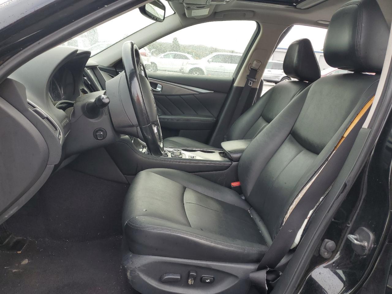 2016 INFINITI Q50