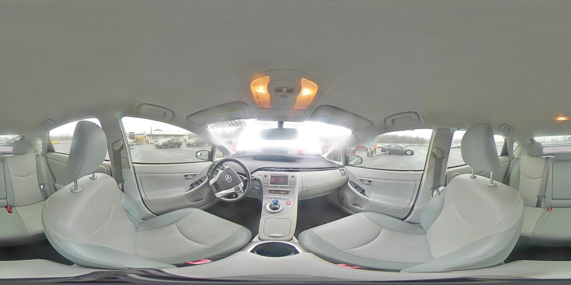 2013 TOYOTA PRIUS