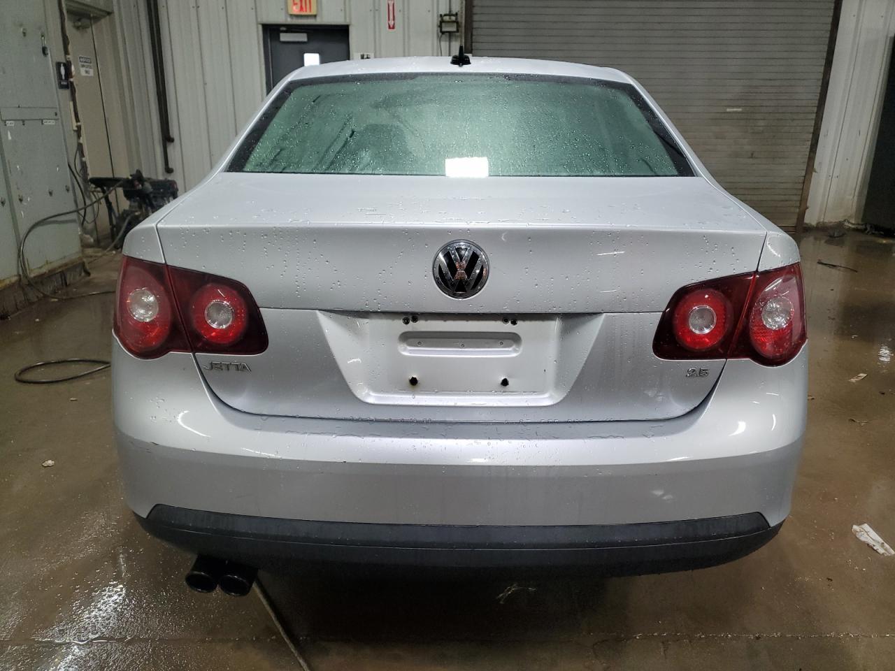 2009 VOLKSWAGEN JETTA