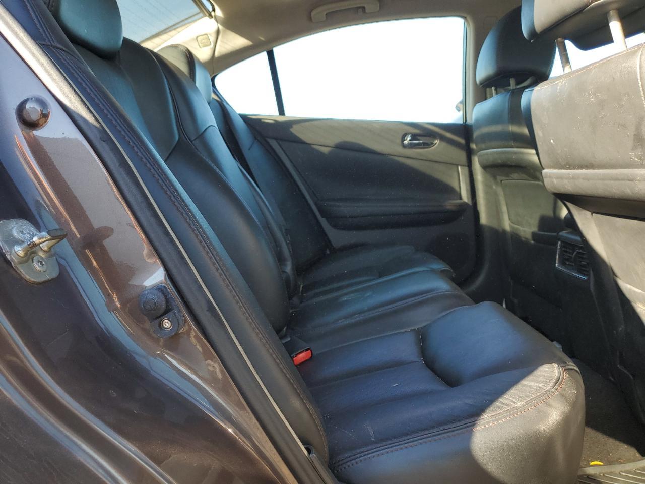 2013 NISSAN Maxima