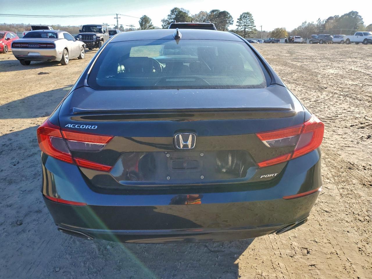 2018 HONDA ACCORD