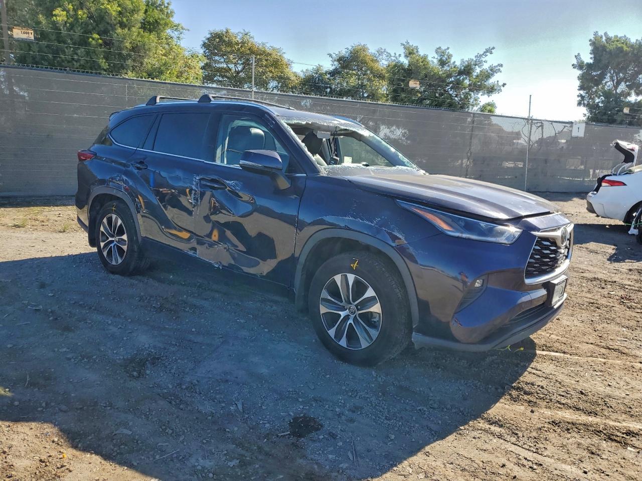 2021 TOYOTA HIGHLANDER