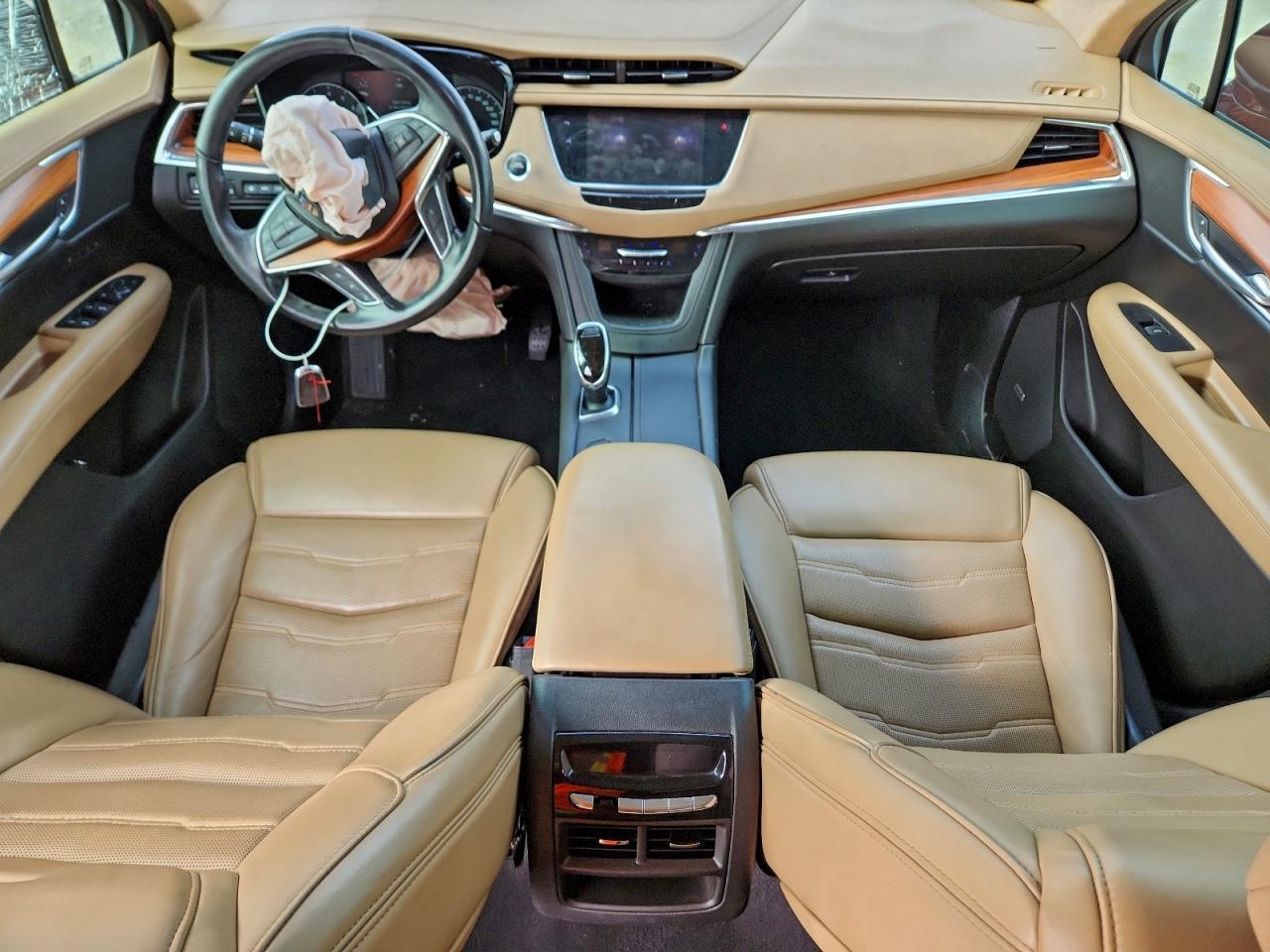 2018 CADILLAC XT5