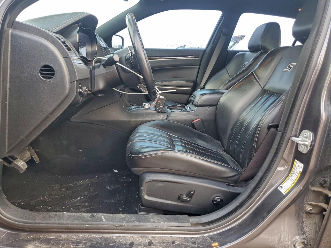 2019 CHRYSLER 300