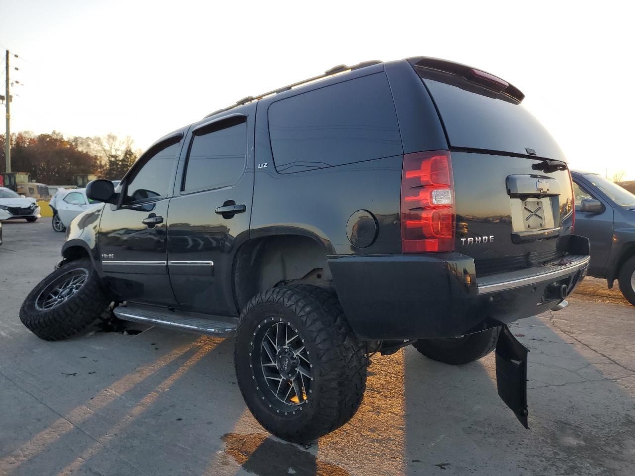 2010 CHEVROLET Tahoe