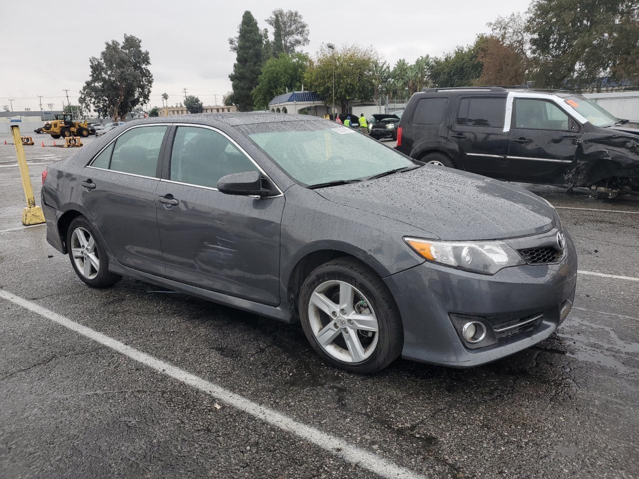 2013 TOYOTA CAMRY